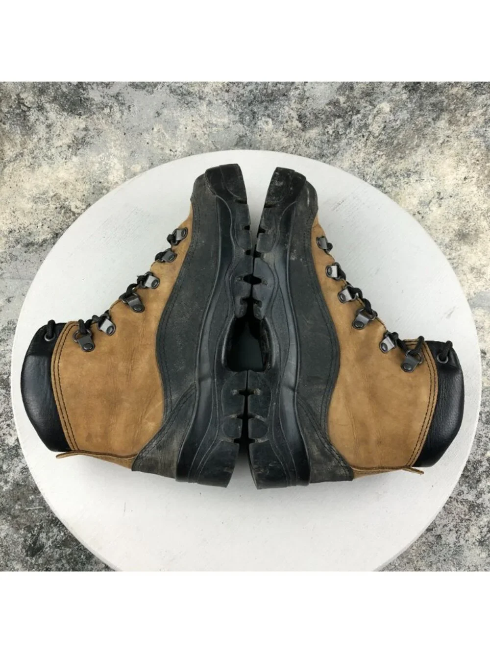 Danner Men's Size 7 Combat Hiker Brown Leather Military Lace-Up Boots Portland